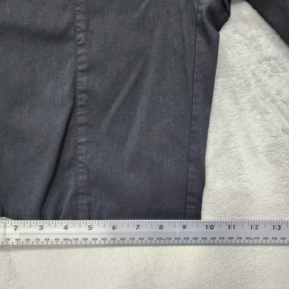 IZOD Golf Shorts Womens 8 Black Mid Rise Front Seam Bermuda Stretch Casual Sport